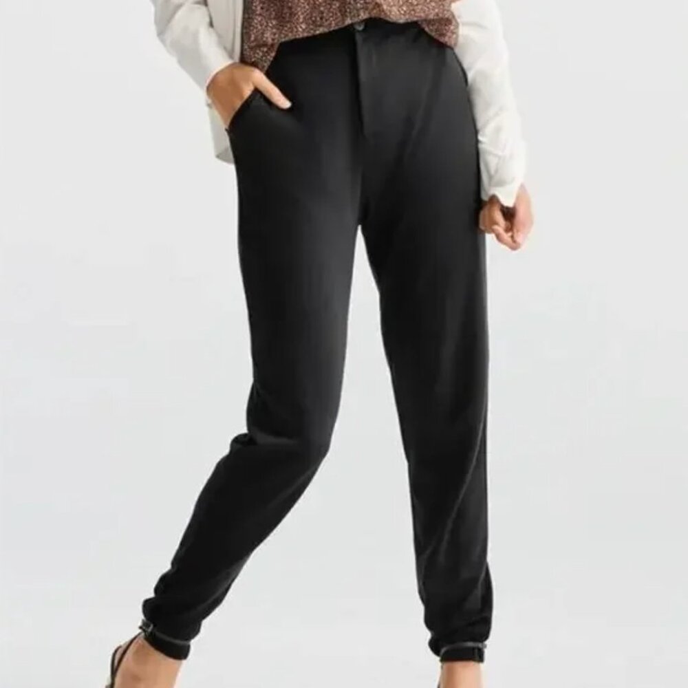 Cabi Black Jogger Pants – Size Small